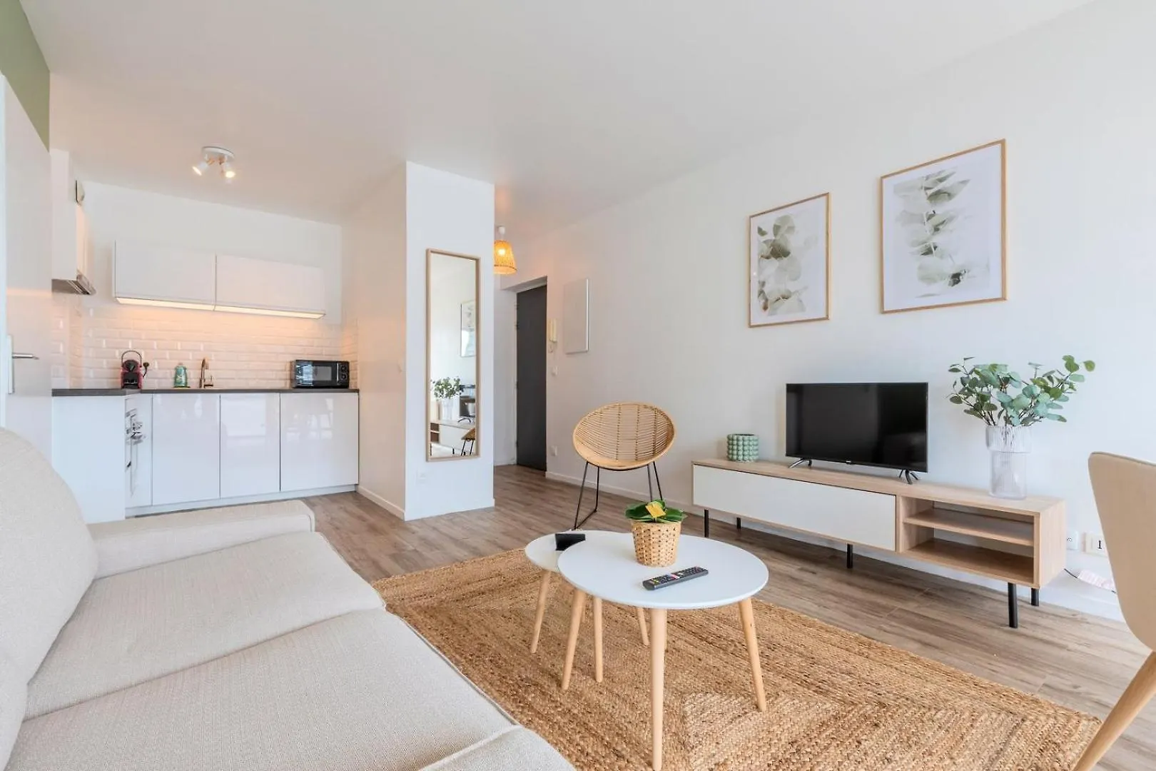 Europe/Flandres Stations Apartment With Balcony! Lille